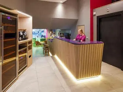 Swiss Wine By Fassbind 3*